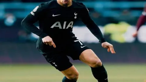 激战在即！热刺先锋弗兰克今日加练备战多特，揭秘赛前发布会精彩瞬间！